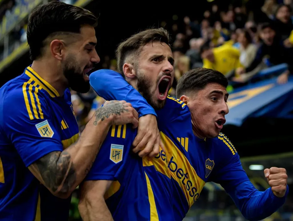 Milton Giménez, Marcelo Sarachi y Merentiel en Boca (Getty Images)