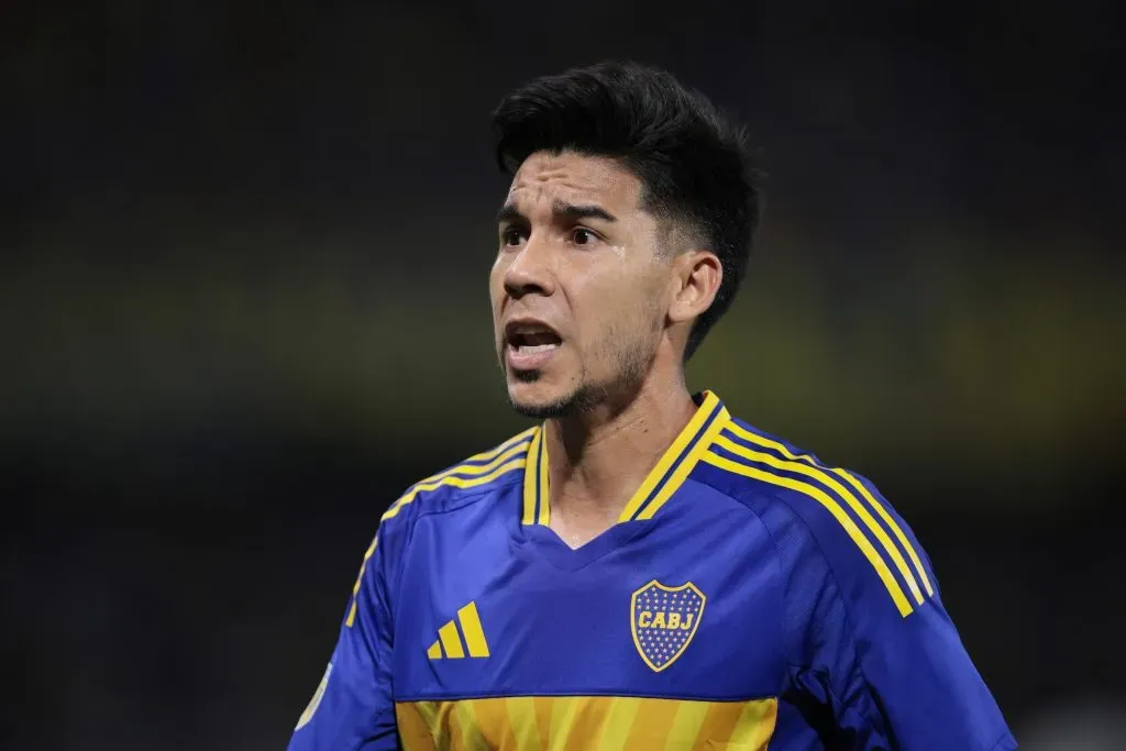 Pol Fernández se va libre de Boca. (Imago)