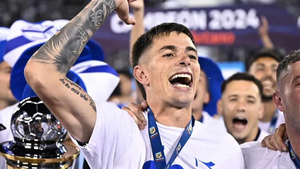 Valentín Gómez seguiría su carrera en Brasil tras ser figura del Vélez campeón. (Getty)