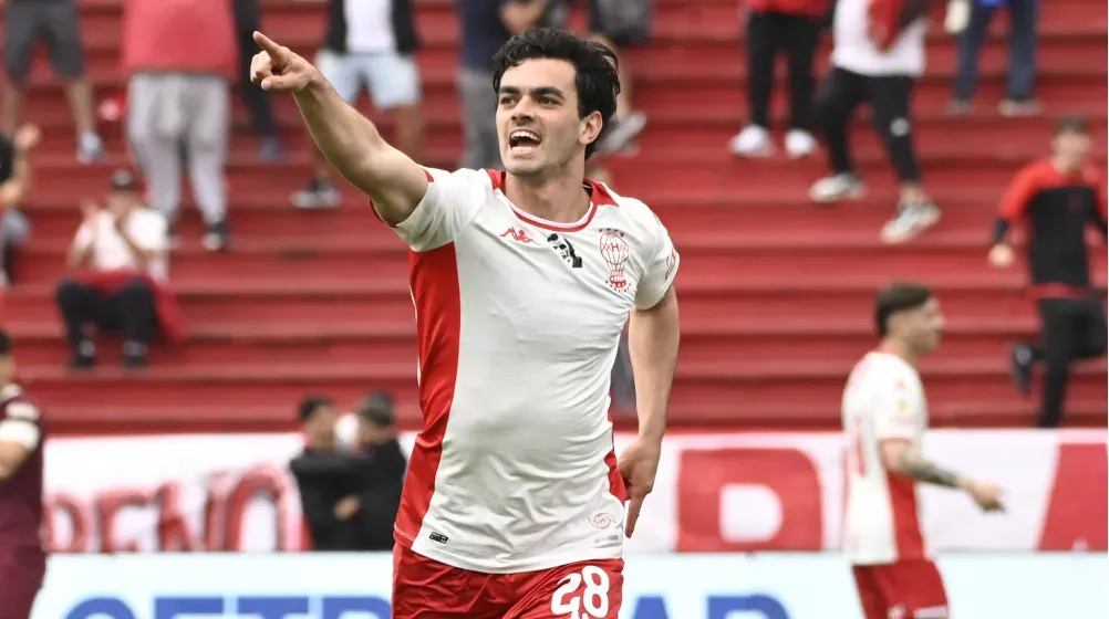 Alan Soñora en su paso por Huracán. (Foto web)