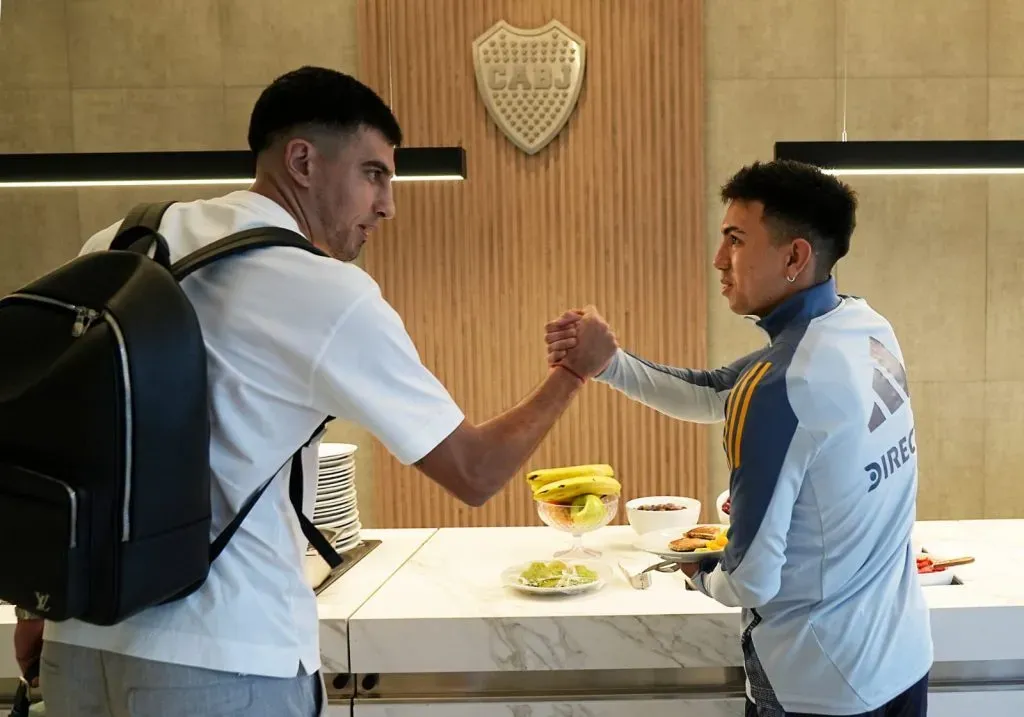 Rodrigo Battaglia y Alan Velasco, aún no debutarán en Boca. (Boca Oficial)