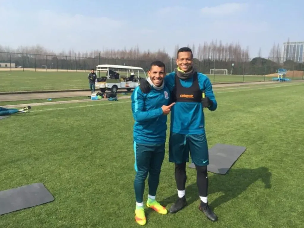 Fredy Guarín y Carlos Tevez fueron compañeros en el Shanghai Shenhua.