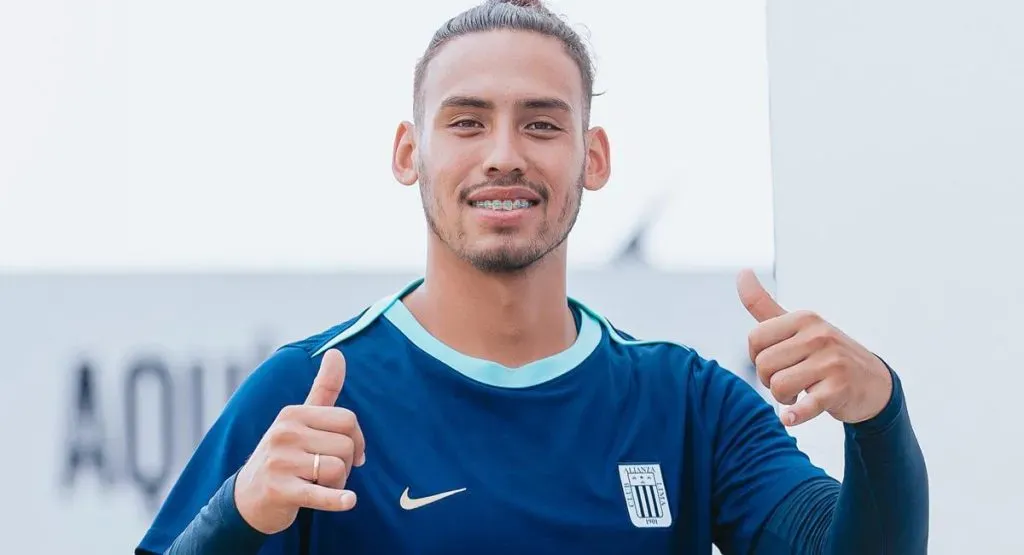 Erick Noriega palpitó el partido de vuelta en La Bombonera.