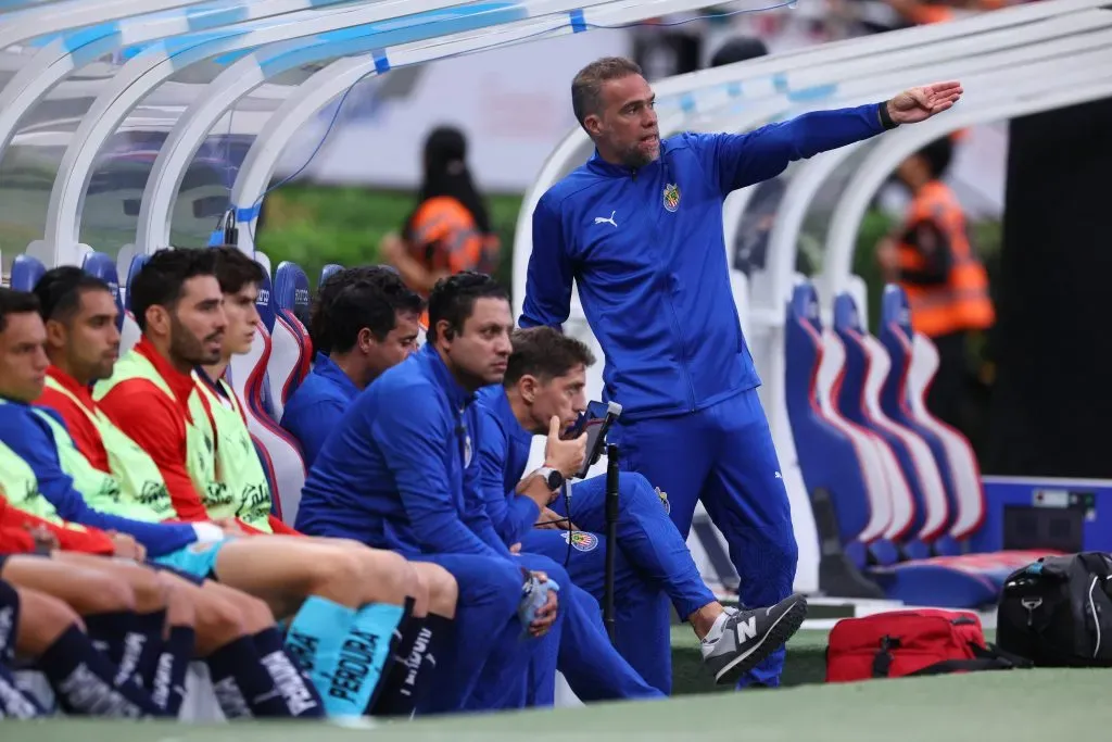 Federico Insúa junto a Gago en Chivas de México. (Getty)