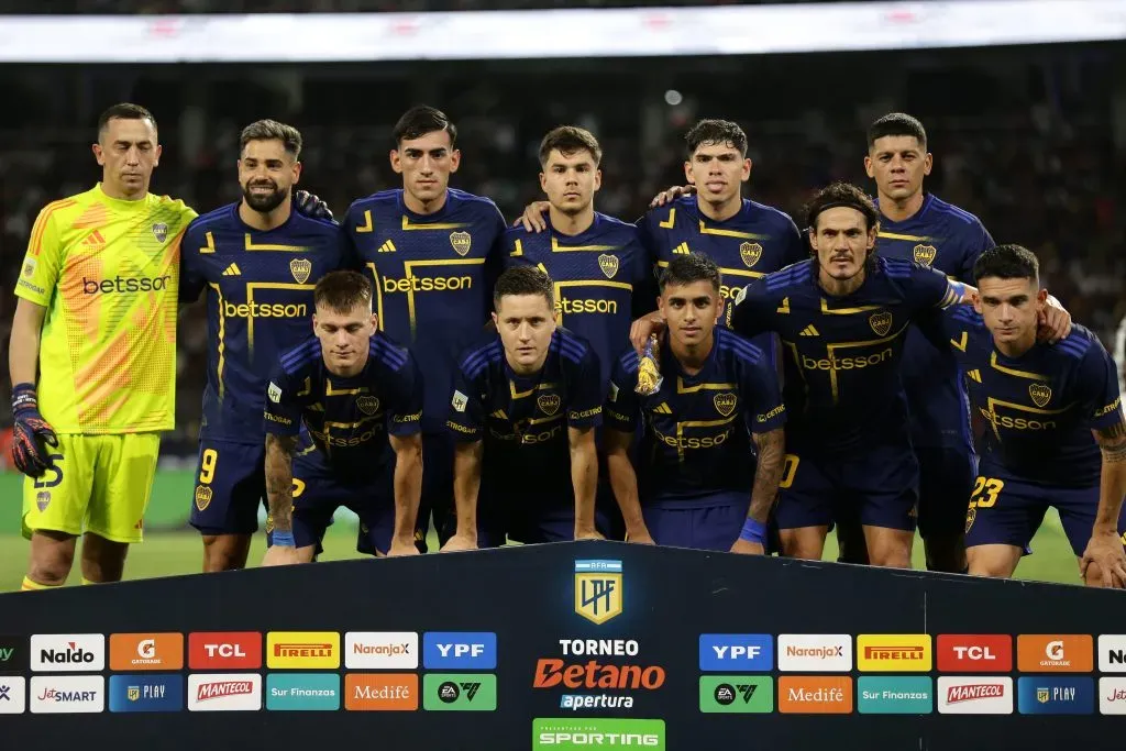 En los últimos dos partidos, Gago repitió el once y el esquema. (Getty Images)