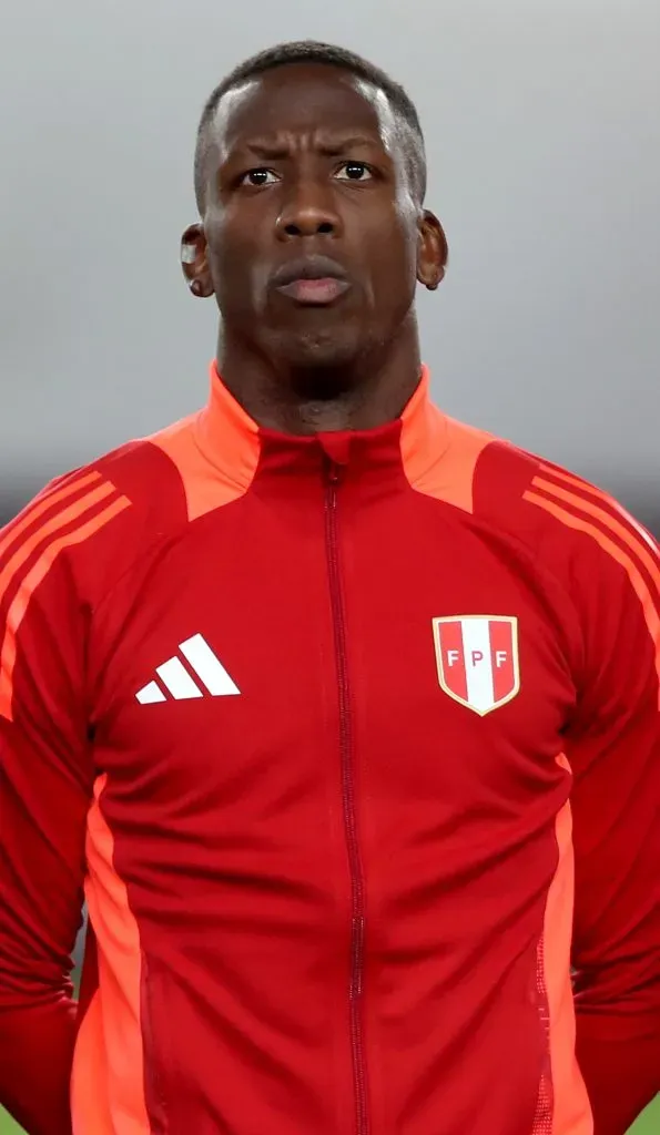 Advíncula será titular en Perú. (Getty Images)