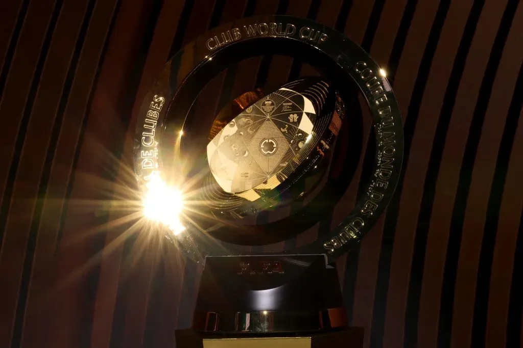 El trofeo del Mundial de Clubes que disputará Boca. (Getty)