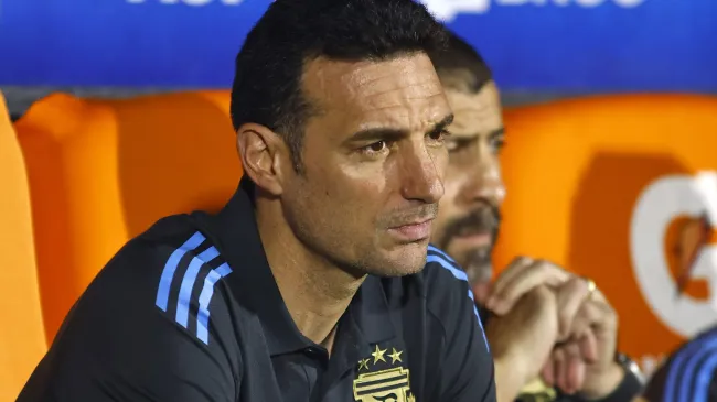 Scaloni elogió a Milton Delgado. Foto: Getty Images