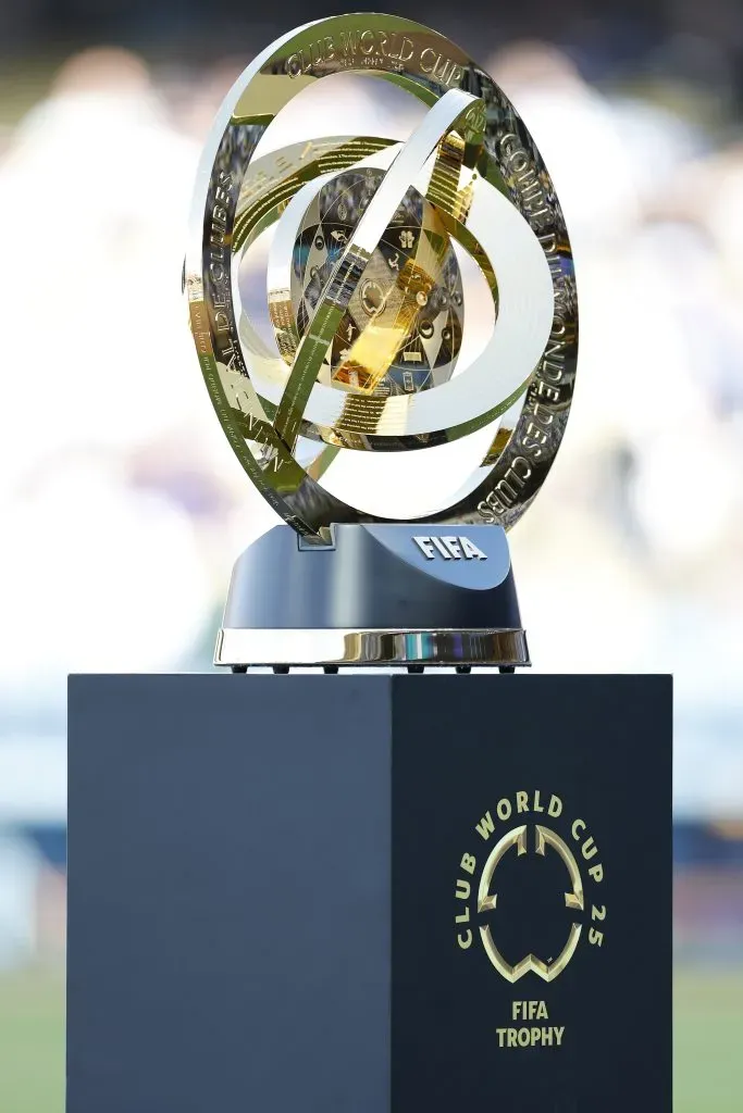 El trofeo del Mundial de Clubes en la ciudad de Los Ángeles. (Getty Images