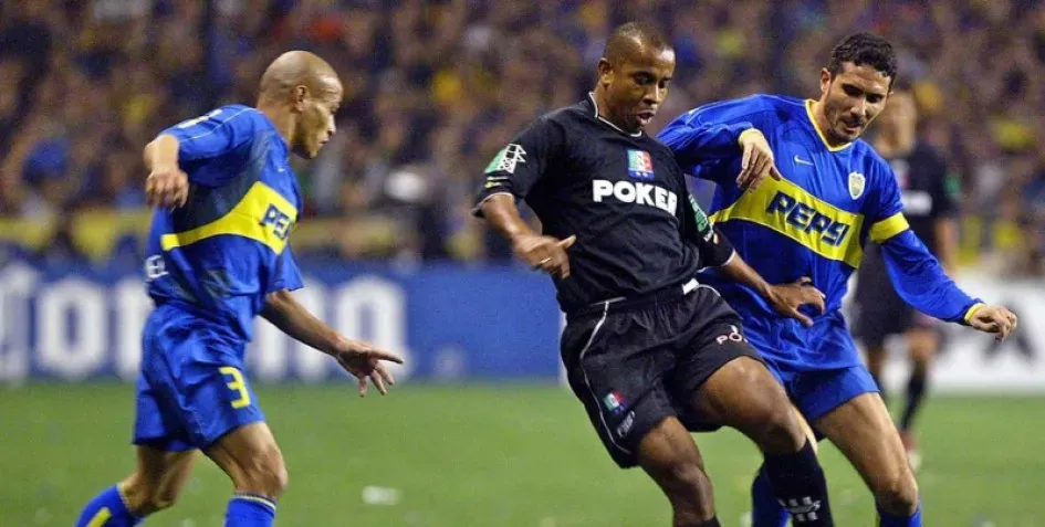 Boca y Once Caldas en la final de la Copa Libertadores 2004. (Foto: Diario La Patria)