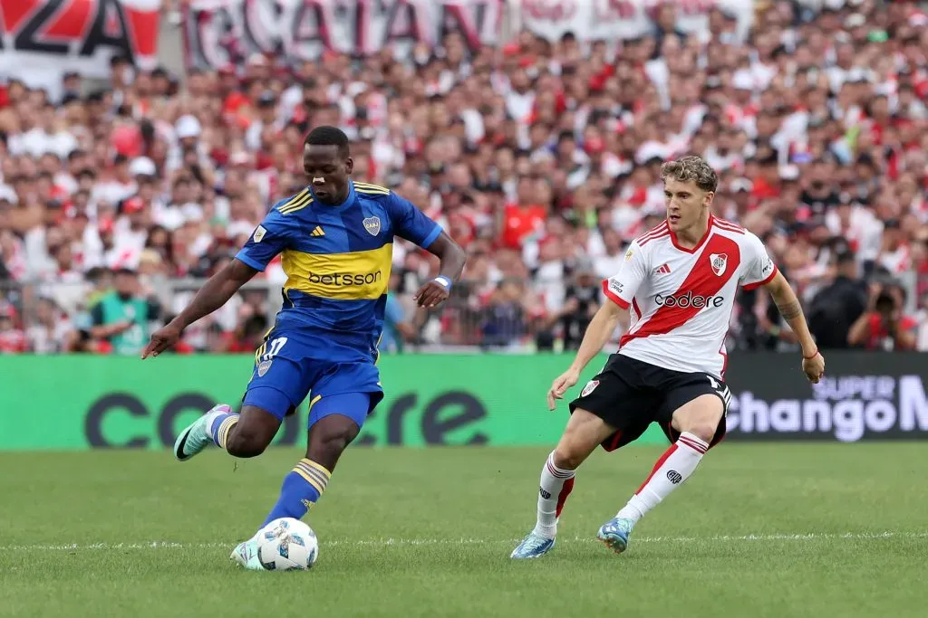 Boca visita a River por el Superclásico del fútbol argentino (Getty Images)