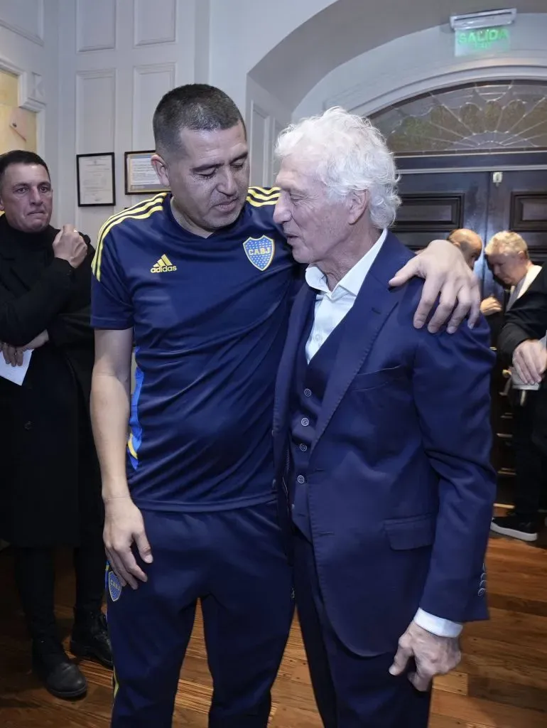 El aviso de Pekerman a Riquelme. (Imago)