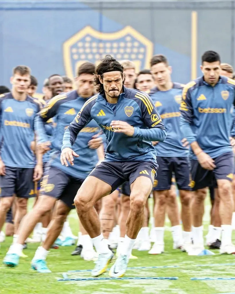 Los jugadores fueron citados para entrenar el viernes por la tarde. (@javierphotogamma)