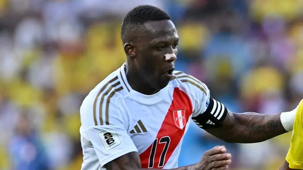 Advíncula está jugando para Perú y después se sumará al plantel en Miami. (Getty)