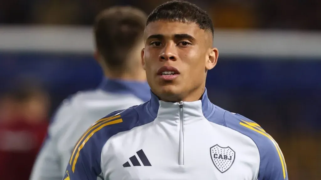 Costa viaja a Miami y Russo tiene una opción más en defensa.