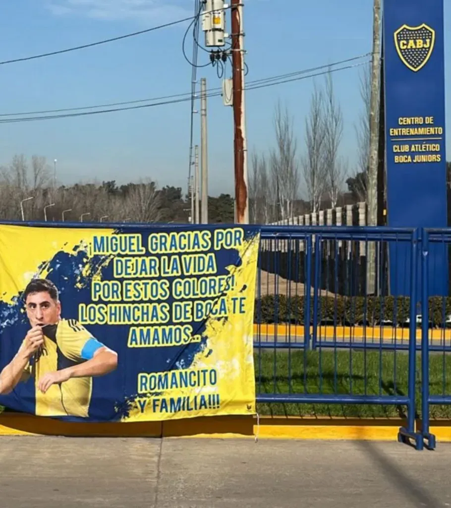 La bandera para Merentiel en el Predio de Boca. (Captura)