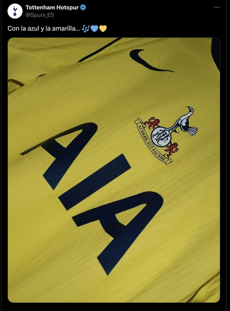 El Tottenham presentó su tercera camiseta, con un guiño a Boca (Tottenham oficial)