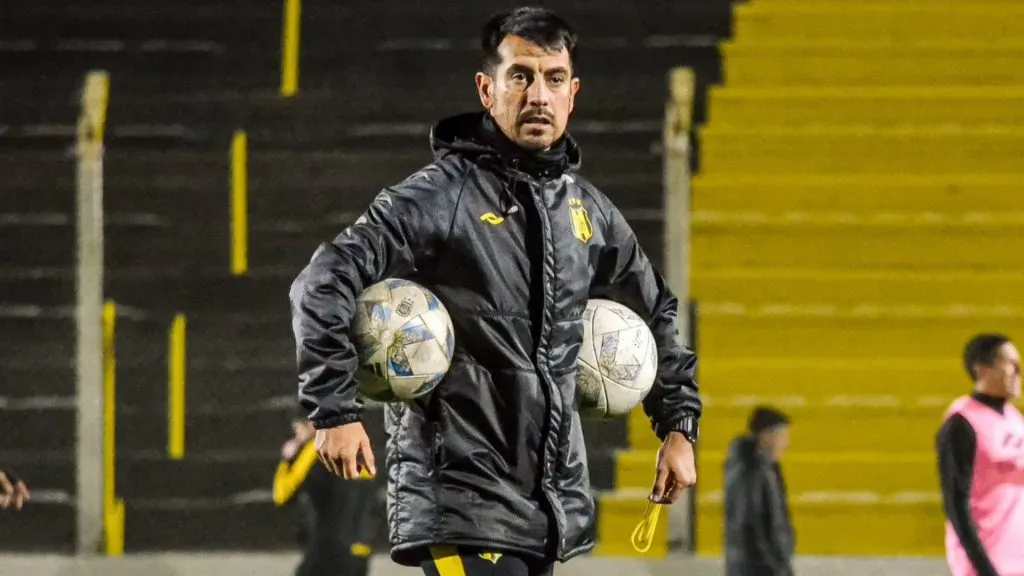 Gracián reveló su deseo de dirigir a Boca. (Deportivo Madryn Oficial)