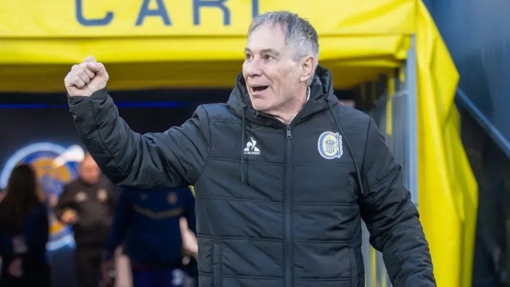 Polémico: Holan comparó a Rosario Central con Boca.