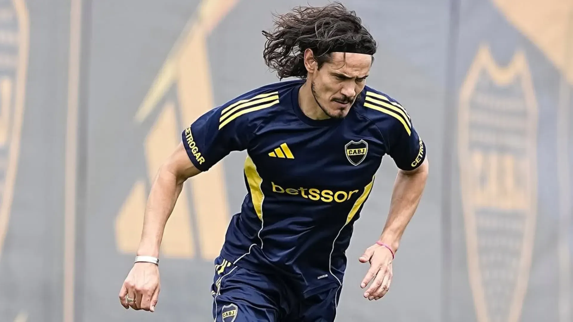 Cavani será suplente en Boca vs. Argentinos Juniors. (@javierphotogamma)