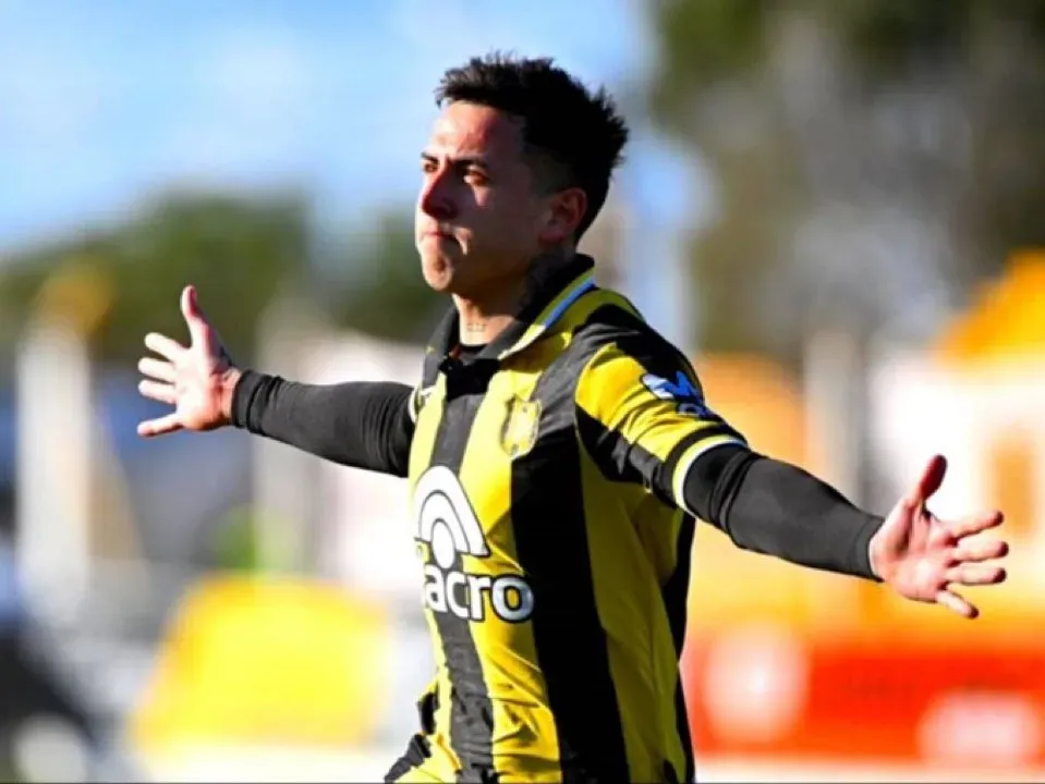 Nazareno Solís es una de las figuras en Deportivo Madryn. (Deportivo Madryn Oficial)