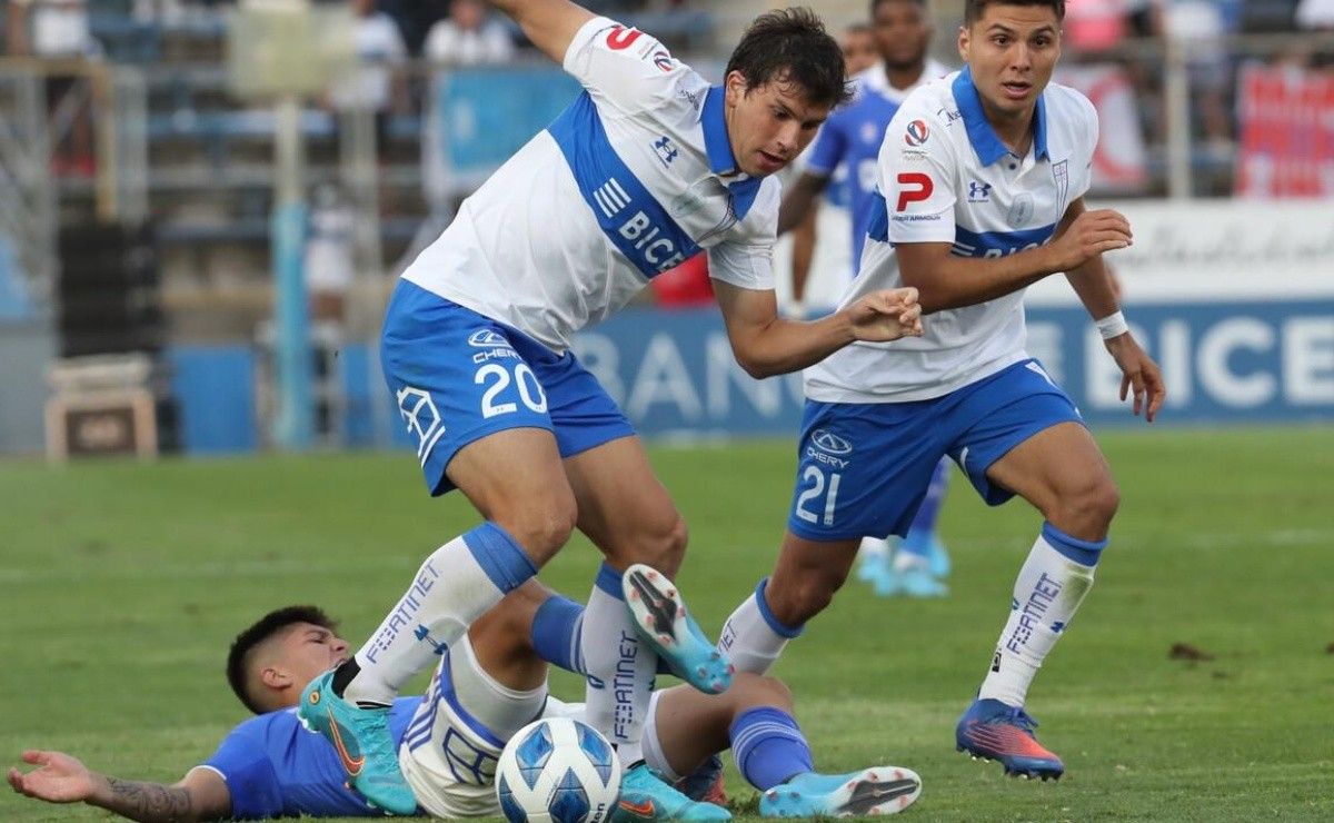 Ariel Holan adelanta un espectáculo en el clásico universitario: