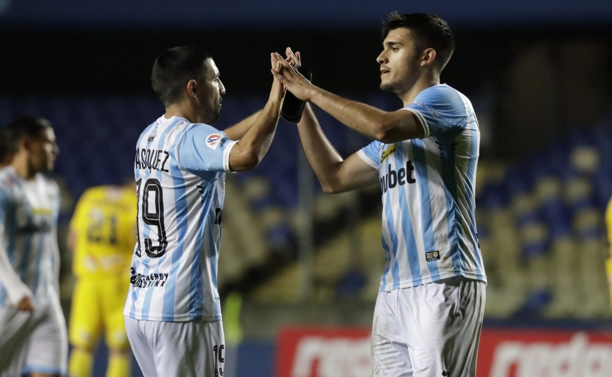 Magallanes tuvo un gran éxito ante la U. de Concepción en la Copa de Chile Magallanes tuvo un gran éxito ante la U. de Concepción en la Copa de Chile