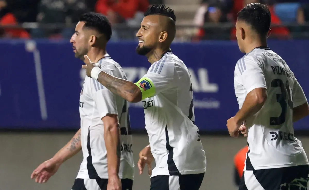 ¡Cara a Cara Decisivo! Pronósticos y Análisis de Deportes Iquique vs. Colo Colo: ¿El Cacique se Acerca a la Cima?