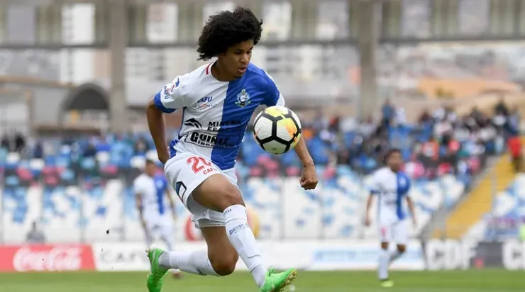 EduardBello, delantero