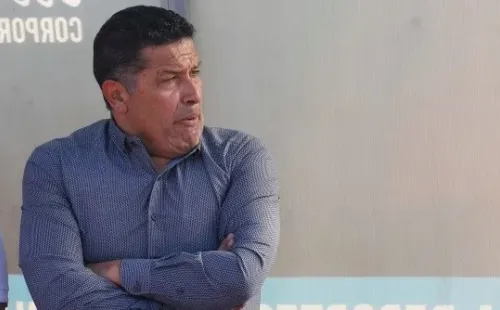 Jorge Aravena | 1983 a 1990 | 22 goles | 37 PJ