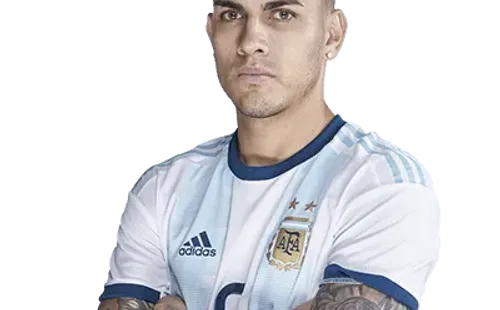 Leandro Paredes | Argentina Elegido como el mejor de su equipo, alternó funciones de contención con la creación y terminó como inamovible a espaldas de Lionel Messi.