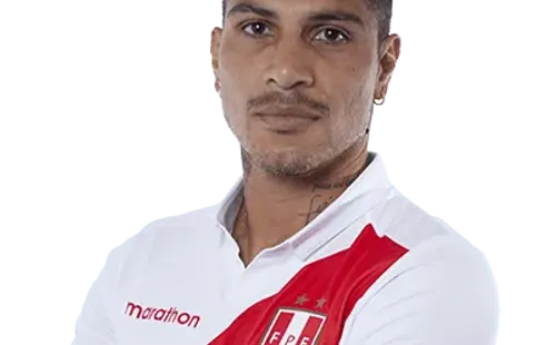 Paolo Guerrero | Perú Alma peruana, el máximo goleador en actividad de la Copa América jugó todo el torneo de espaldas al arco y fue la llave para que sus compañeros llegaran a posiciones de gol. Solidario.