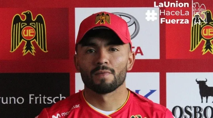 Unión Española
 Llegan: Mario Sandoval (Deportes Melipilla), Pablo Aránguiz (FC Dallas), Rafael Arce (Aragua FC, Venezuela)       Parten:Ezequiel Palomeque (Al Raed), Carlos Matheu (Sin club).