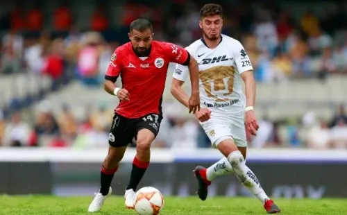 Universidad de Concepción   
    Llegan: Bryan Rabello (Lobos, México).       Interesan: Cristian Amarilla (Platense, Argentina).       Parten:Guido Vadala (Boca Juniors), Hugo Droguett (Deportes Temuco).