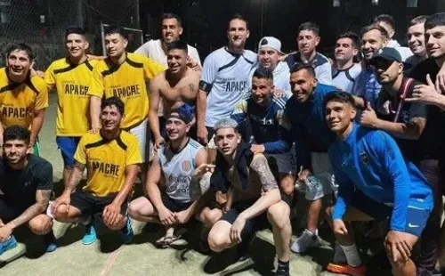 Pichanga de Tévez con sus amigos