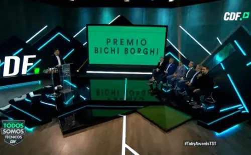 Premio Bichi Borghi al mejor lujo: “el ganador es el Tobi Vega”, anunció Claudio Borghi entre risas con un video de Vega dominando el balón en el estudio. “Nunca me habían dado un premio, feliz por mi familia, las perritas que tengo en la casa. Y por este panel maravilloso”, sentenció el dueño de la distinción.