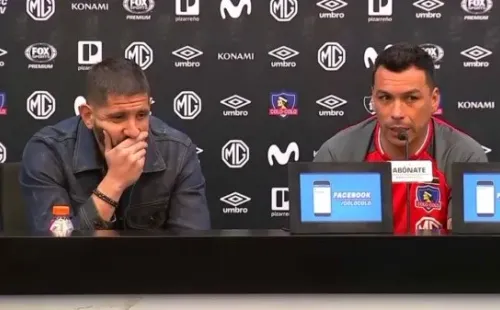 Orión en su adiós emocionado por un Esteban Paredes que pidió la palabra por su propia cuenta. (Foto: Colo Colo TV)