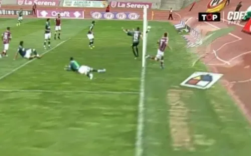 La imagen que salió tras el primer tiempo y que clarificar el gol no cobrado.