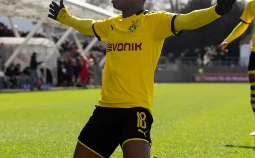 Moukoko suma34 goles en 20 partidos enel equipo Sub 19 del Dortmund