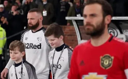 Rooney, ahora en el Derby County, enfrentando al Manchester United por la FA Cup. (Foto: Getty Images)