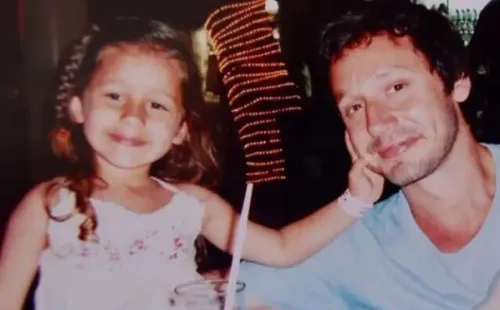 Benjamín Vicuña junto a su hija Blanca.