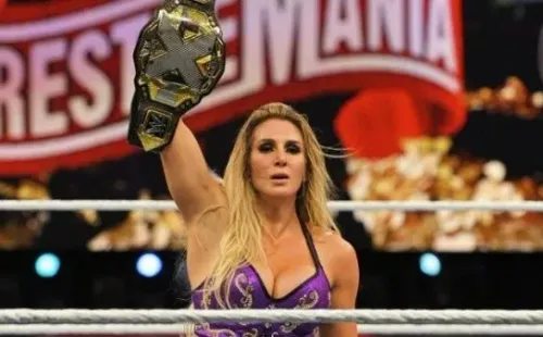 Charlotte Flair con el título de NXT nuevamente, tras vencer a Rhea Ripley en WrestleMania.