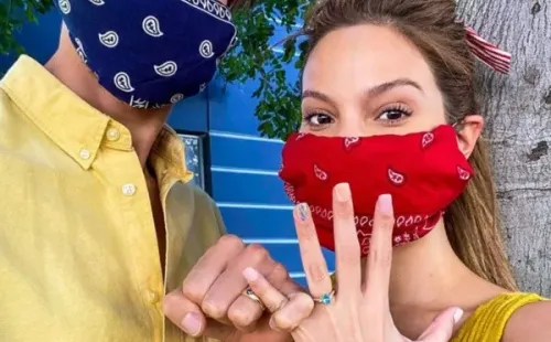 “Hasta que el coronavirus nos separe”, comentó Daniela Palavecino al anunciar su matrimonio.