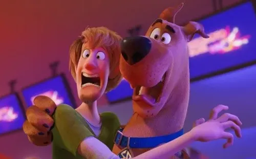 Warner Bros. reclutó las voces de Mark Wahlberg y Zac Efron para “Scoob!”.