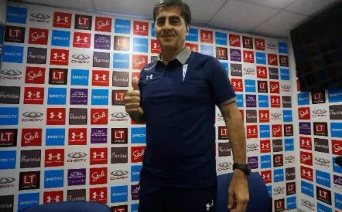 Gustavo Quinteros fue campeón de la Supercopa y del Campeonato Nacional con la UC.