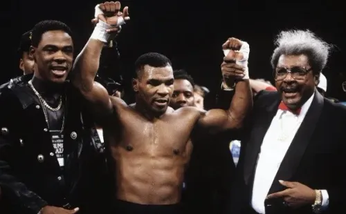 Mike Tyson en sus años de gloria en el boxeo. ¿Regresará como lo planea para peleas benéficas?