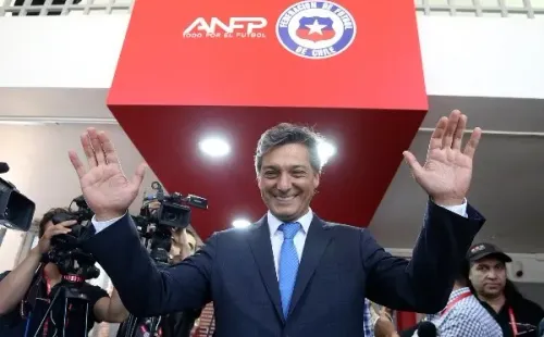Días felices para Sebastián Moreno: cuando era electo como nuevo presidente de la ANFP en noviembre de 2018.