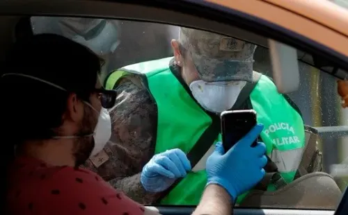 El permiso temporal de la comisaría virtual se pide para salir en cuarentena.