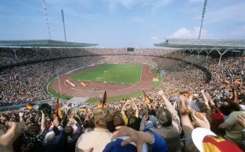 El Olímpico de Berlín fue el escenario de este primer partio de la Copa del Mundo 1974 con Alemania Federal vs Chile. Encuentro que terminó 1-0 para los locales y con la expulsión de Carlos Caszley. (Foto: Getty)