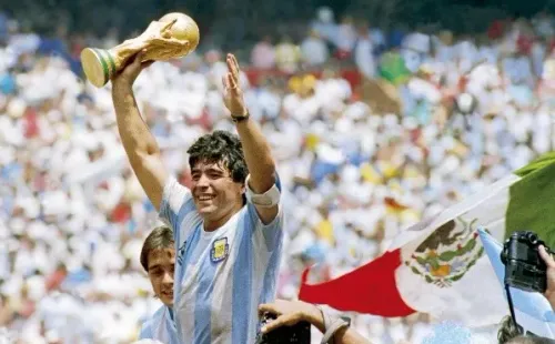 La Argentina de Maradona usó como cábala a Sergio Denis siempre que salían de la concentración en México ’86.